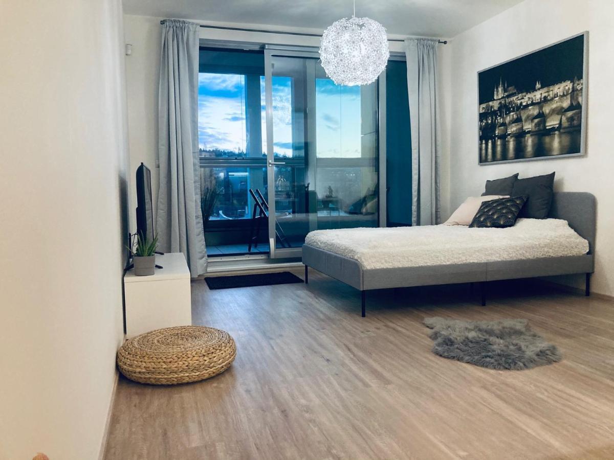 Blanc Harfa Design Daire
