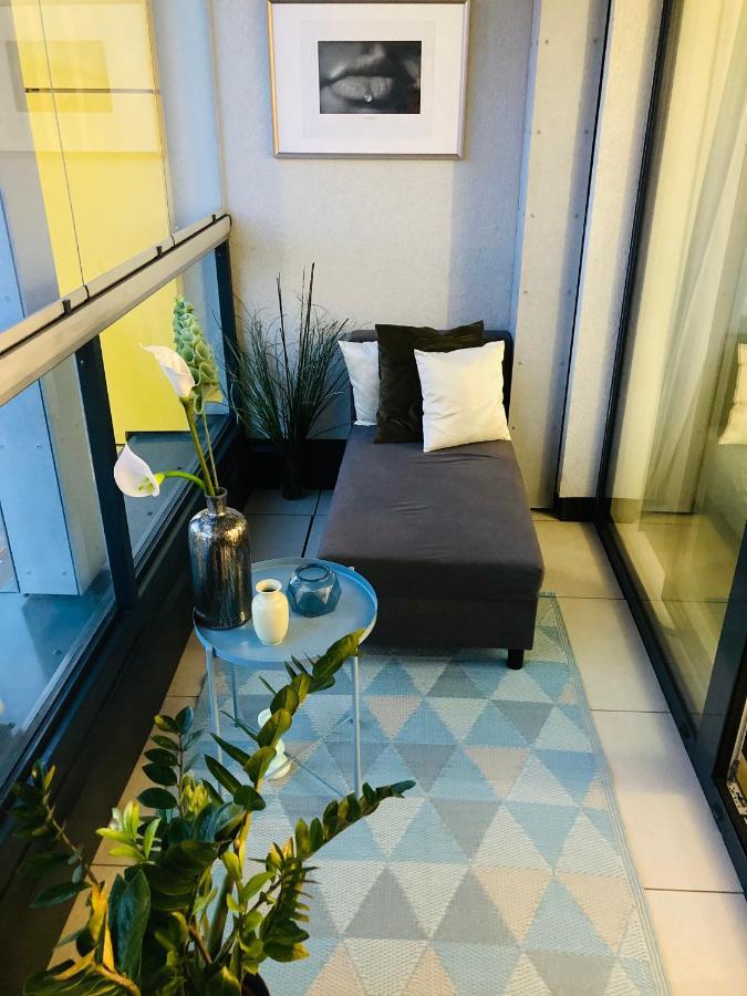 Daire Blanc Harfa Design